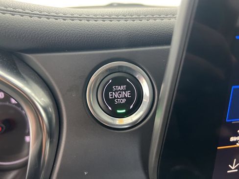 Used 2024 Chevrolet Blazer LT w/ Convenience Package FWD image 15