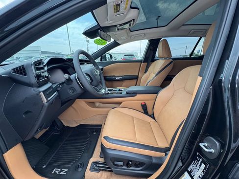 Used 2025 Lexus RZ 300e w/ Accessory Package (2T) FWD image 12