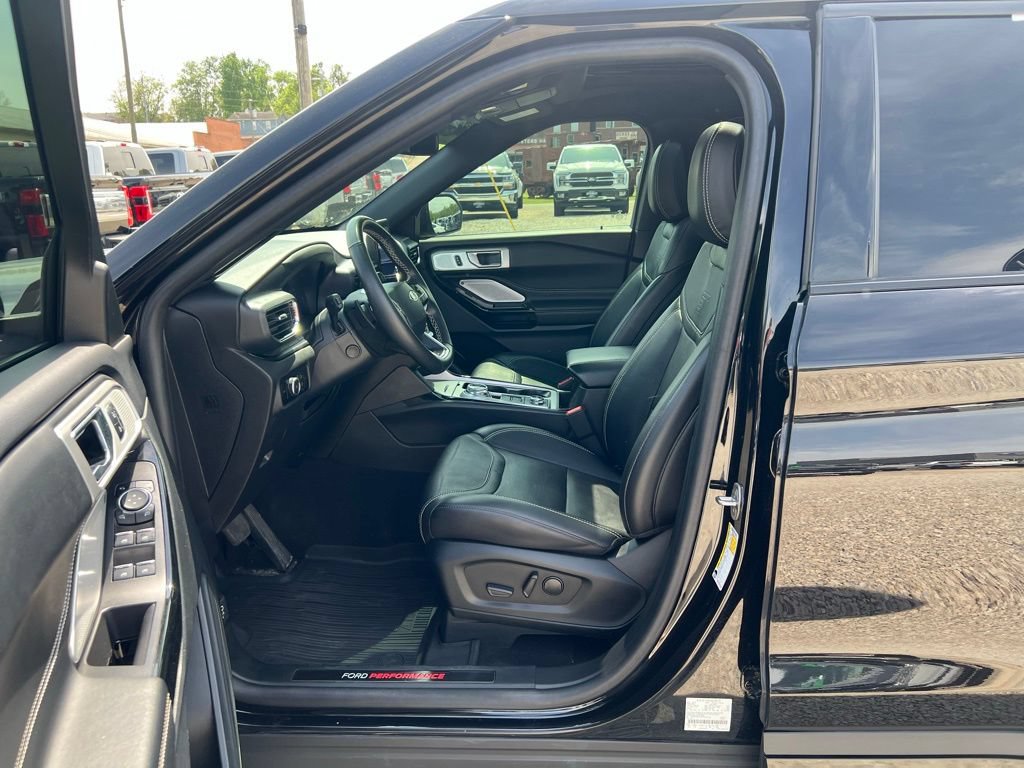 Used 2023 Ford Explorer ST w/ Equipment Group 401A AWD/4WD image 14