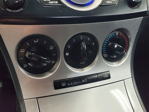 Used 2010 MAZDA MAZDA3 s Sport image 19