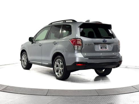 Used 2018 Subaru Forester 2.5i Touring w/ Popular Package #2 image 8