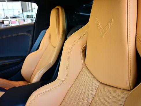 Used 2023 Chevrolet Corvette Stingray Preferred Cpe w/ 2LT RWD image 14