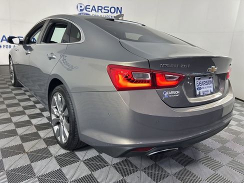 Used 2017 Chevrolet Malibu Premier w/ Premier Sun and Wheel Package FWD image 12