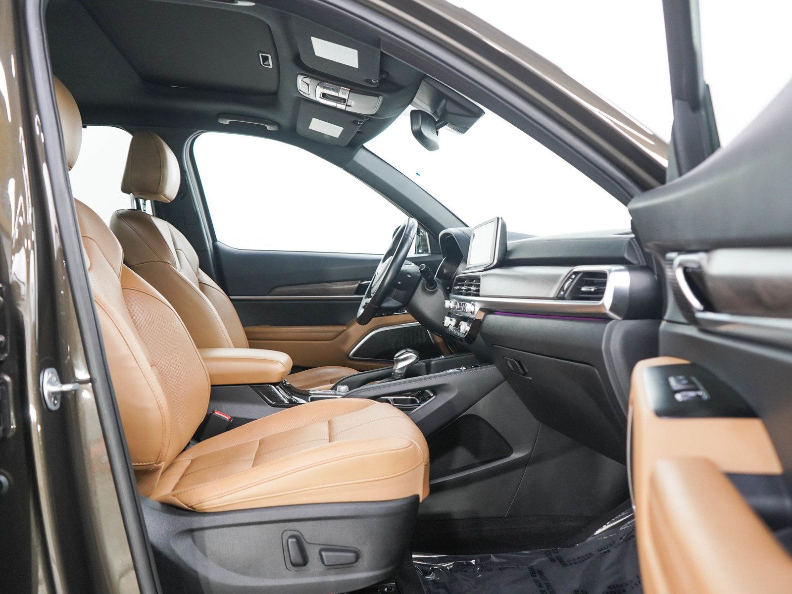 Used 2020 Kia Telluride SX w/ Towing Package AWD/4WD image 11