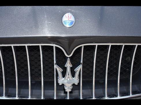 Used 2015 Maserati GranTurismo Convertible image 43