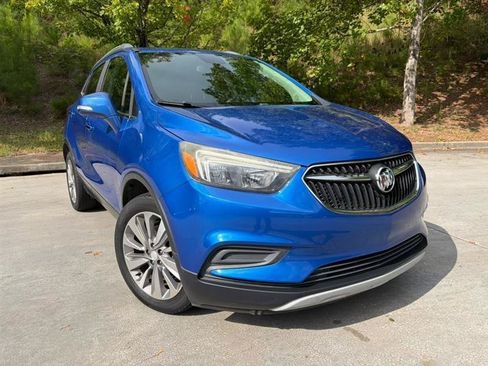 Used 2018 Buick Encore Preferred FWD image 1