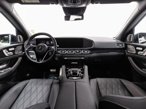 Certified 2024 Mercedes-Benz Maybach GLS 600 4MATIC image 27