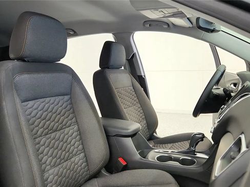 Used 2021 Chevrolet Equinox LT FWD image 38