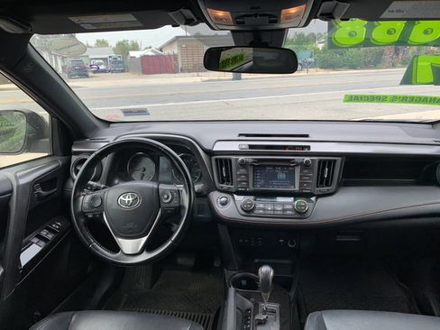 Used 2017 Toyota RAV4 SE FWD image 12