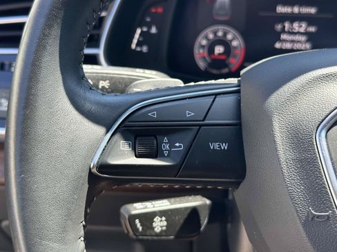 Used 2019 Audi Q8 Premium Plus w/ Premium Plus AWD/4WD image 26