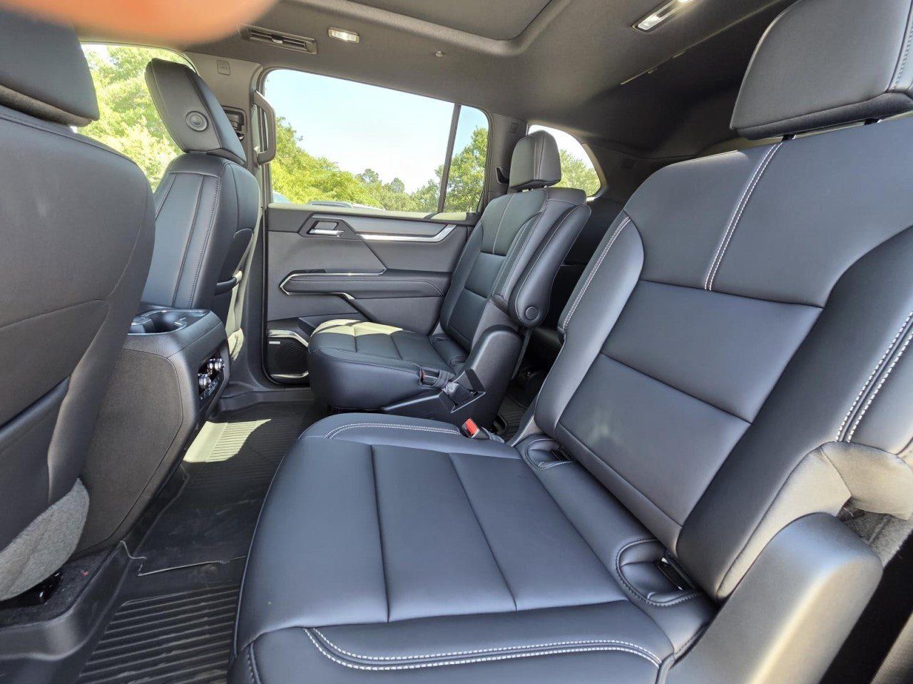 New 2026 GMC Acadia Elevation AWD/4WD image 19