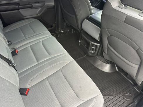 Used 2021 RAM 1500 Big Horn RWD image 17