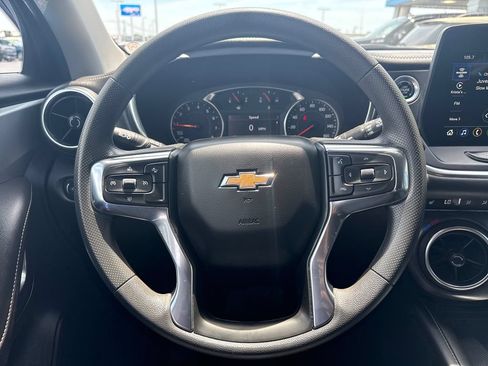 Used 2024 Chevrolet Blazer LT w/ Convenience Package FWD image 27