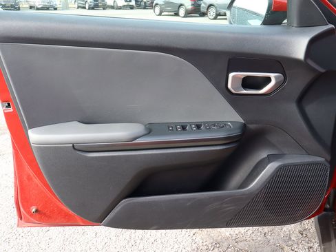 Used 2025 Kia K4 LXS image 13