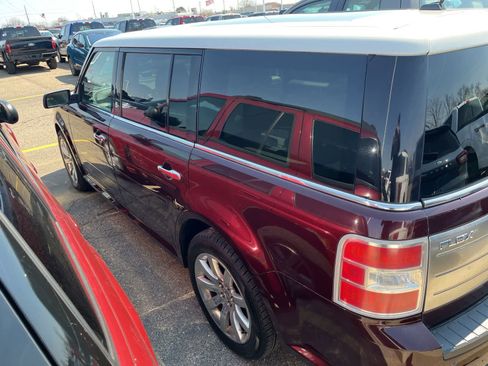 Used 2011 Ford Flex Limited w/ Trailer Tow Pkg Class III image 8
