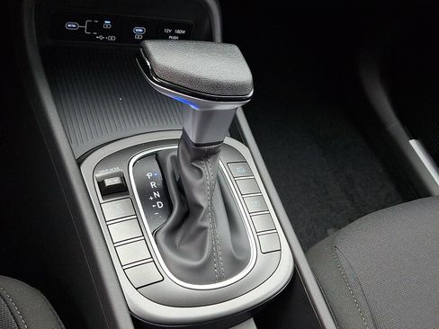 New 2026 Hyundai Kona SE image 17