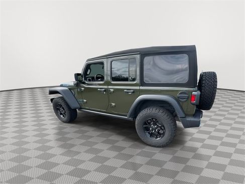 Used 2024 Jeep Wrangler Unlimited image 6