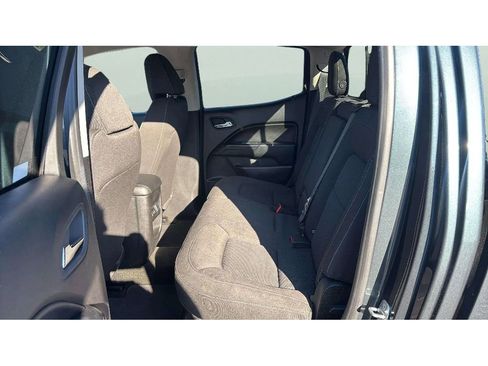 Used 2017 Chevrolet Colorado LT w/ LT Convenience Package AWD/4WD image 10