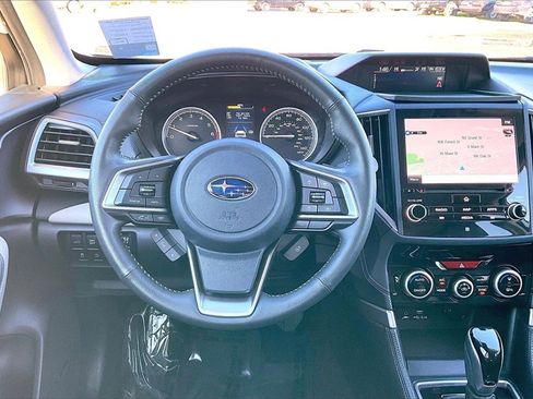 Used 2022 Subaru Forester Limited w/ Popular Package #3 image 7