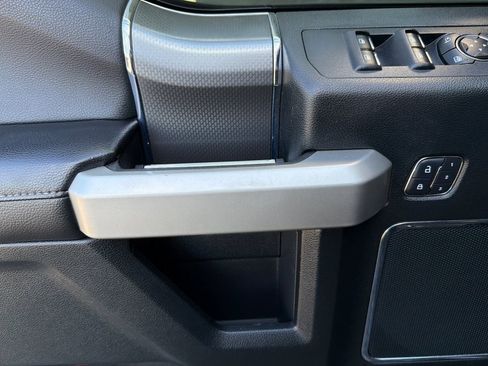 Used 2016 Ford F150 Lariat AWD/4WD image 10