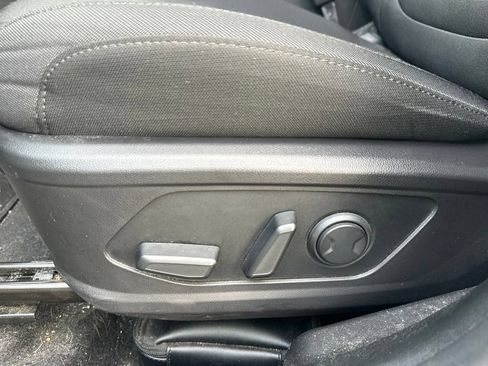 Used 2022 Hyundai Tucson SEL w/ Cargo Package AWD/4WD image 16