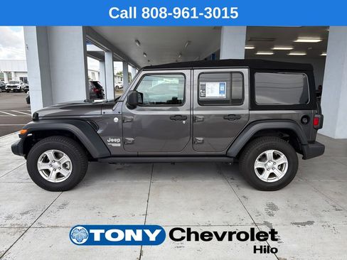Used 2019 Jeep Wrangler Unlimited Sport S AWD/4WD image 2