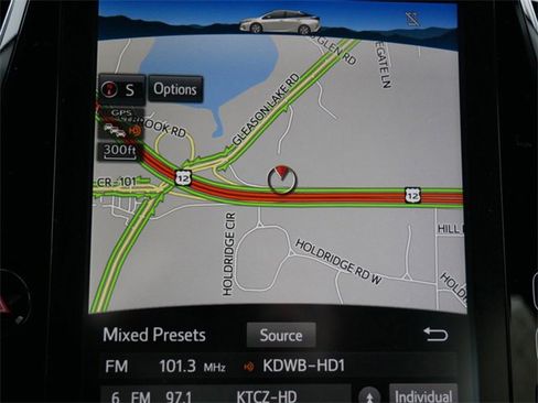 Used 2017 Toyota Prius Prime Premium image 18