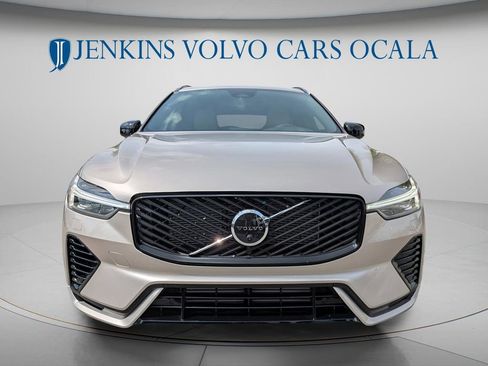 New 2026 Volvo XC60 T8 Plus w/ Protection Package Premier AWD/4WD image 10