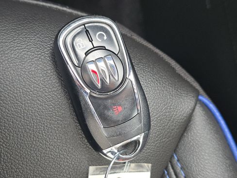 Used 2025 Buick Envista Sport Touring FWD image 27