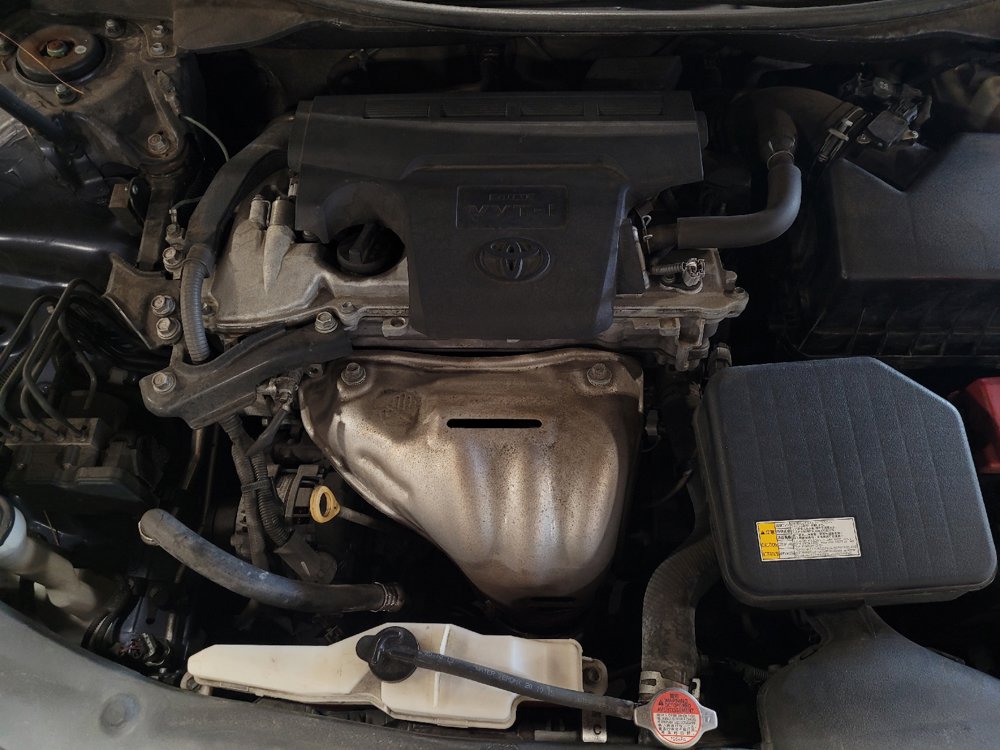 Used 2016 Toyota Camry LE FWD image 30