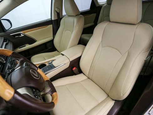 Used 2020 Lexus RX 350L FWD w/ Premium Package image 19