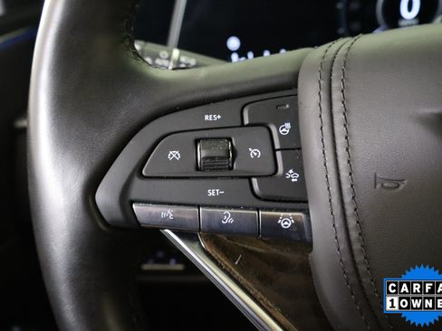 Used 2024 Cadillac Escalade Sport Platinum w/ LPO, ONYX Package AWD/4WD image 32