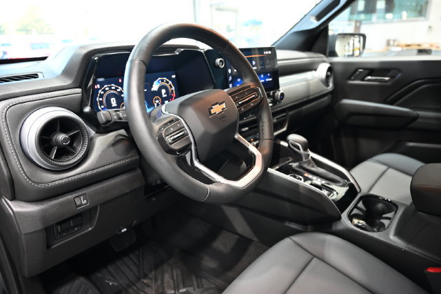 Used 2026 Chevrolet Colorado LT w/ LT Convenience Package AWD/4WD image 21
