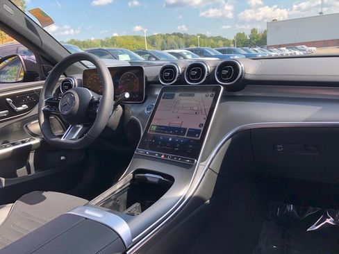 New 2024 Mercedes-Benz C 300 4MATIC Sedan image 18