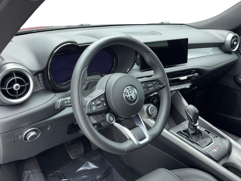 Used 2024 Alfa Romeo Tonale Ti w/ Active Assist Package AWD/4WD image 14