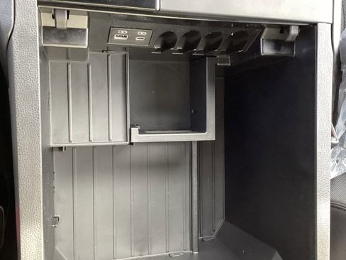 New 2026 Toyota Tundra SR5 image 33