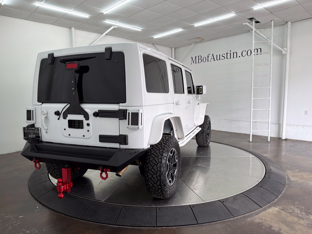 Used 2015 Jeep Wrangler Unlimited Sahara w/ Connectivity Group AWD/4WD image 7