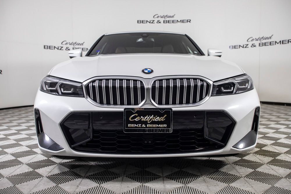 Used 2023 BMW 330i Sedan w/ M Sport Package RWD image 5