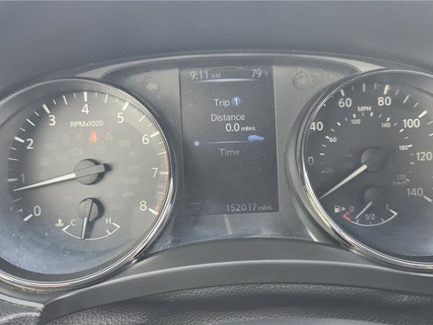 Used 2017 Nissan Rogue SV FWD image 15