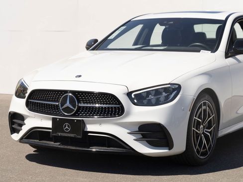 Used 2022 Mercedes-Benz E 350 Sedan image 6