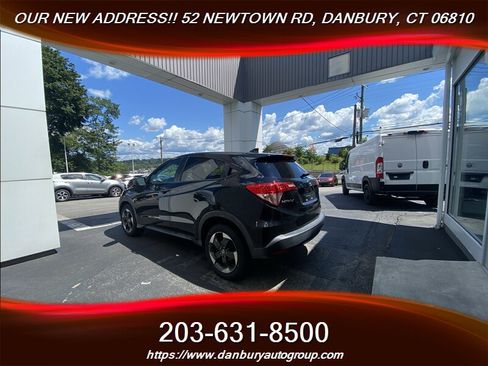Used 2018 Honda HR-V EX image 3