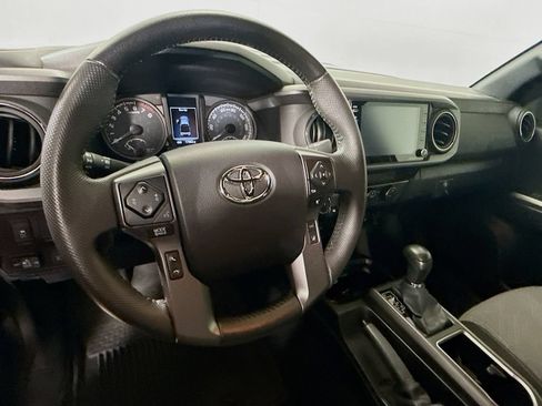 Certified 2022 Toyota Tacoma TRD Sport w/ Technology Package AWD/4WD image 12