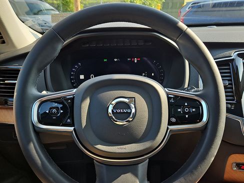 Certified 2023 Volvo XC90 B6 Plus w/ Protection Package AWD/4WD image 20
