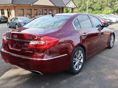 Used 2012 Hyundai Genesis 3.8 w/ Premium Pkg image 6