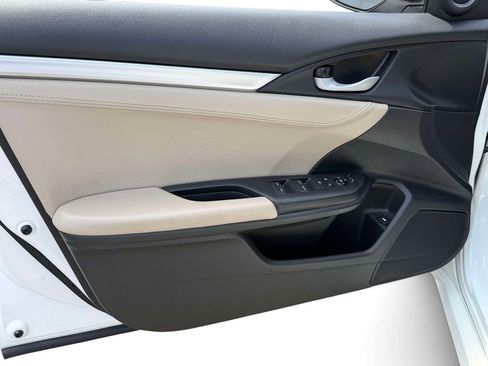 Used 2018 Honda Civic EX image 24