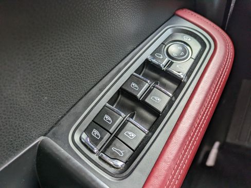 Used 2022 Porsche Macan GTS AWD/4WD image 24