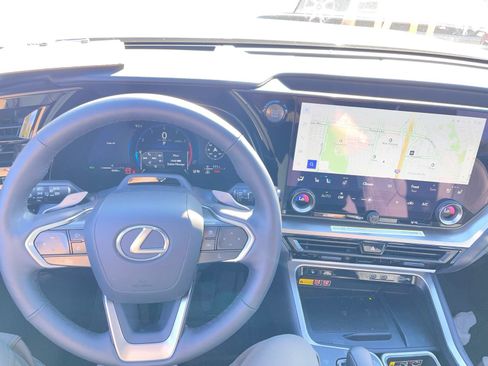 Used 2026 Lexus TX 350 AWD w/ Technology Package image 7