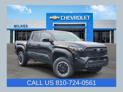 Used 2024 Toyota Tacoma TRD Off-Road image 1