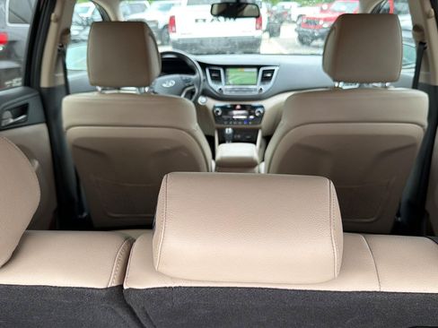 Used 2018 Hyundai Tucson Limited FWD image 29