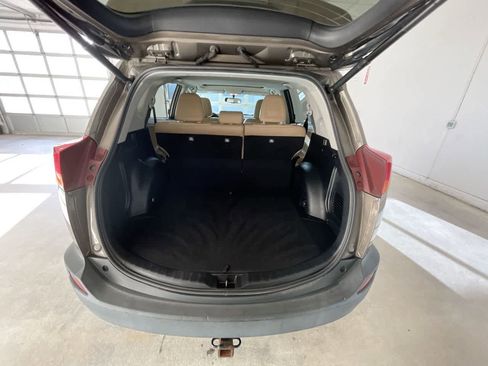 Used 2013 Toyota RAV4 Limited AWD/4WD image 23